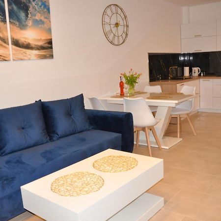 Apartament Dorado ミエルノ エクステリア 写真