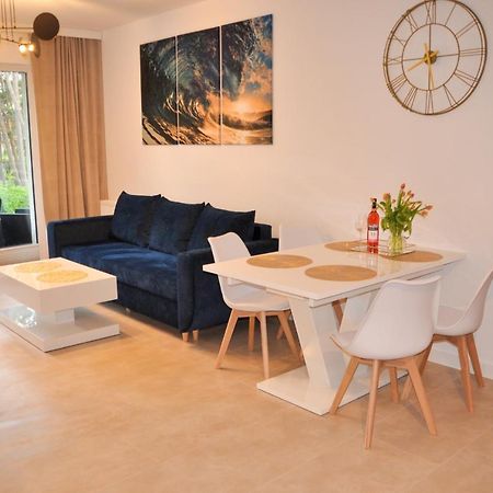 Apartament Dorado ミエルノ エクステリア 写真